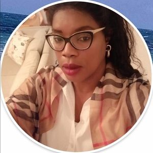 Meet your Posher, Beverly